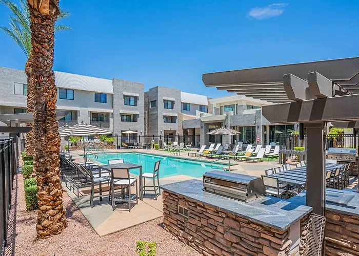 Posh 1bd Walk To Westgate Pool Gym Wd * Glendale