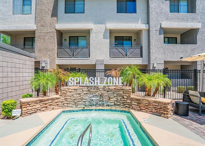 Posh 1bd Walk To Westgate Pool Gym Wd
