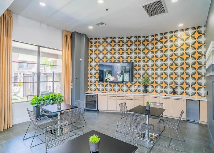 Apartment Posh 1bd Walk To Westgate Pool Gym Wd *