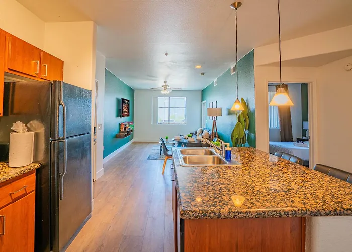 Posh 1bd Walk To Westgate Pool Gym Wd Apartment