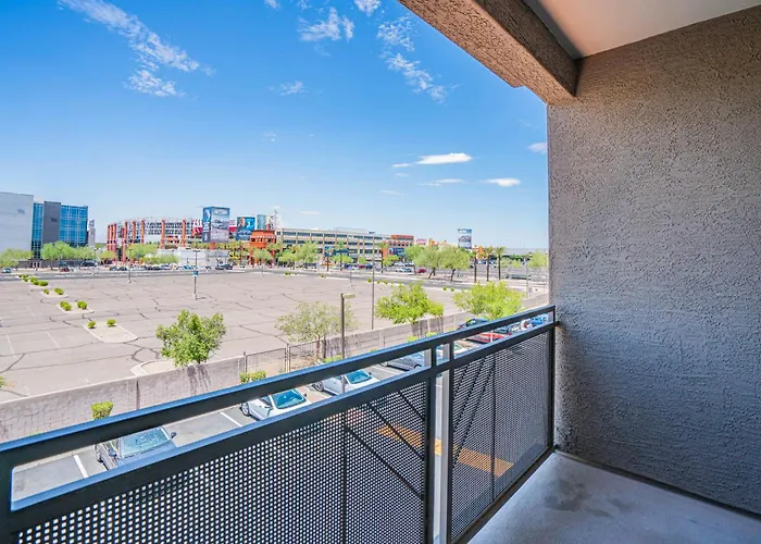 Posh 1bd Walk To Westgate Pool Gym Wd * Glendale
