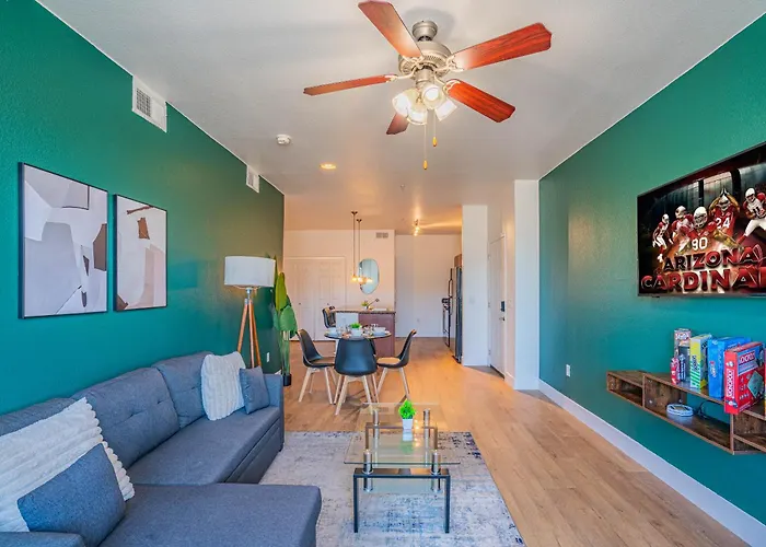 Apartment Posh 1bd Walk To Westgate Pool Gym Wd
